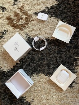 Apple Airpods Pro - 3