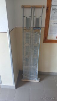 Stojan na cd - 3