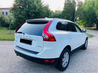 Volvo XC60 2.0D D3 Summum - 3