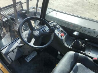 Nakladač JCB Teletruk 30D - 3