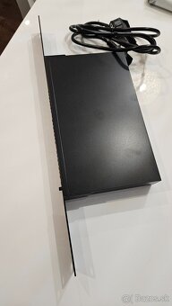 Zyxel GS1100-24E - 3