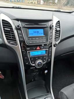 Predám Hyundai i30 1,4i MPI DOHC CVVT Family - 3