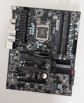 EVGA Z68 Sli 130-SB-E685 - 3