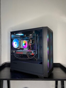 Intel 14jadro/28vlakno, Vega 64 8gb, 16GB RAM, 256gb+1tb - 3