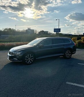 Volkswagen Passat Elegance - 3