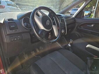 Kia Venga 1.4 66 kw - 3