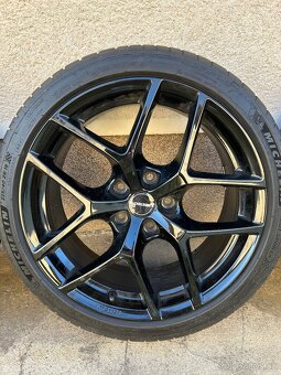 Borbet Y R18, 5x114,3 Michelin Pilot Sport 4 225/40 ZR 18 - 3