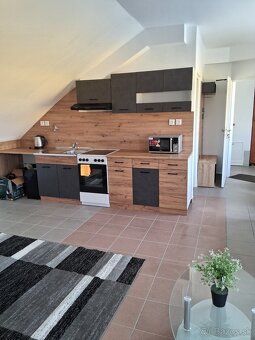 Prenájmem kompletne zariadený 2- izbový apartmán v Košiciach - 3