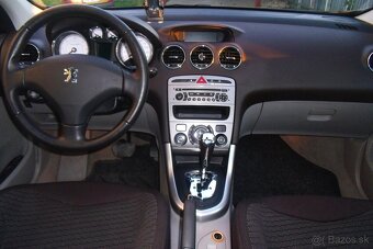 Peugeot 308 - 3