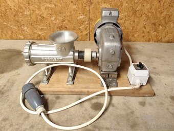 Mlynček na mäso - 3