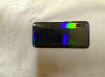 Predám Samsung Galaxy A50 - 3