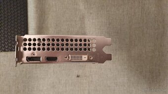 Grafická karta GTX 1660 SUPER 6 GB - 3