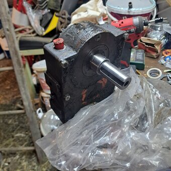 Predný vývodovy hriadel - 3