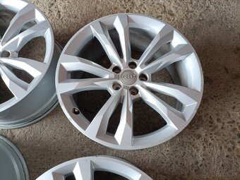 Original R19 Audi - 3