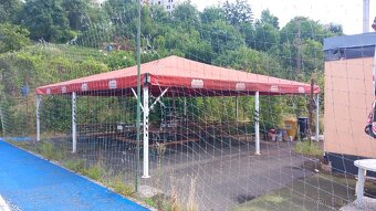 Predám profesionálny stan 8 × 8 m - 3