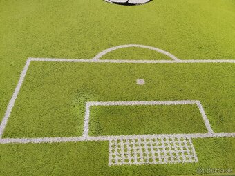 Futbalový koberec 2m x 2,80 - 3