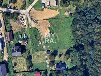 Na predaj stavebný pozemok s projektom 2500 m2, ul. Broskyň - 3