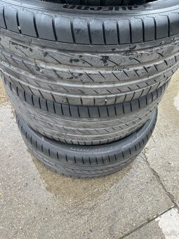 225/45R18 letne - 3