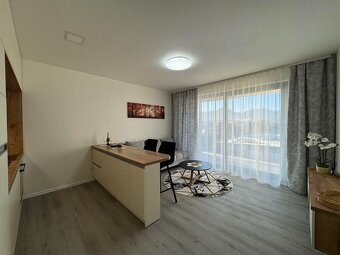 2-izbový byt na prenájom s vyhradeným parkovaním, Liptovský - 3