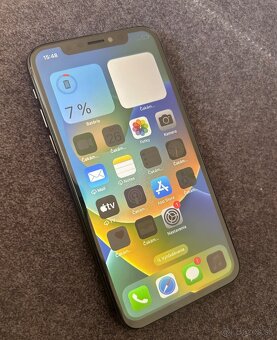 iPhone X 64GB - 100% batéria - 3
