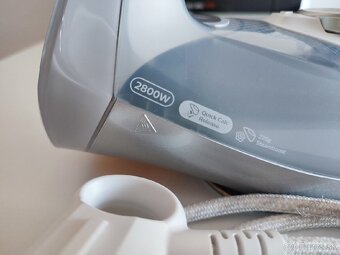 Žehlička Philips azur GC4901/10 - 3