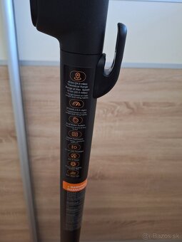 Ninebot by Segwat Kickseooter F2 - 3