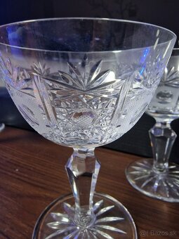Tri kusy kryštáľové poháre - 3