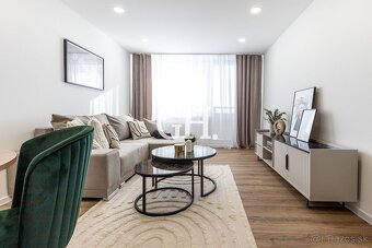 Kompletna rekonštrukcia - ROSNÁ - 3 izbový byt - Kompletne z - 3