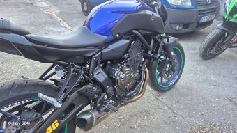 Yamaha MT 07 - 3