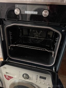 Vstavaná rúra MORA – PyroClean - 3