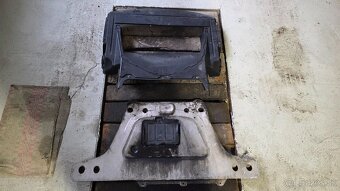 bmw e46 320d touring fl kryty pod motor - 3