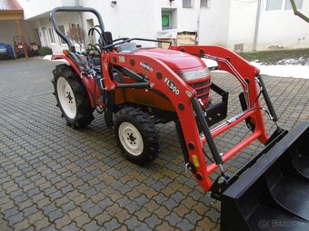 Malotraktor YANMAR RS24D s čelním nakladačem - 3