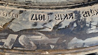 Letne pnsunatiky 235/50 r18 dunlop - 3