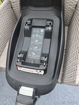 Isofix 2wayfix, detská autosedacka Maxi-cosi 2wayPearl, - 3