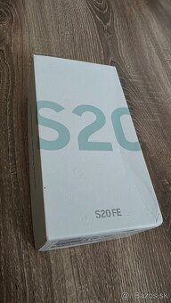 Samsung S20 FE Mint - 3