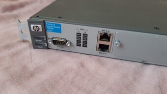Predám HP ProCurve Secure Router 7102dl. - 3