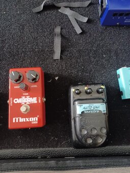 pedalboard s efektami , overdrive delay autowah looper .. - 3