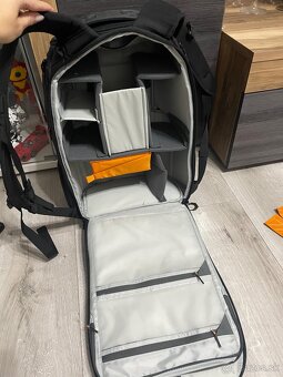 Lowepro ProTactic BP 450 AW II – kvalitný fotobatoh (čierny) - 3