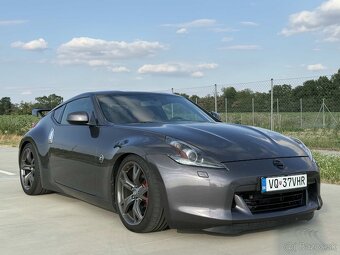 Nissan 370Z 40th Anniversary – perfektný stav, 82 296 km, zb - 3