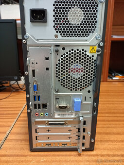 PC Lenovo ThinkCentre + LCD LG - 3