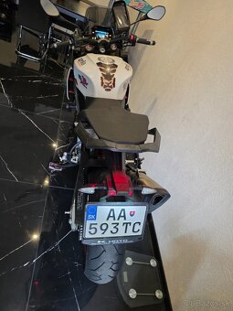 Aprilia tuono v4 1100 - 3