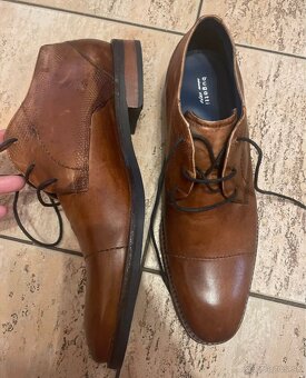 Kozenne Bugatti vel.44 Nove - 3