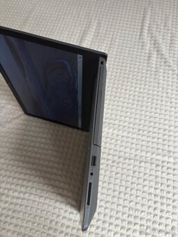 Lenovo V130-15IKB - 3