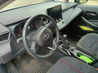 ZARUKA  DO 31-8. 2027  TOYOTA COROLA 1.5 92 KW COMFORT - 3