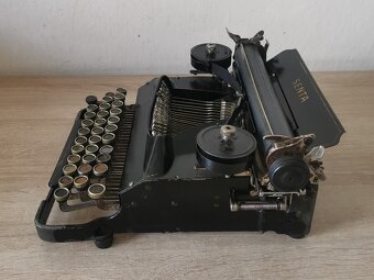 Vzácny starožitný písací stroj Senta 3 Bank z roku 1914 - 3