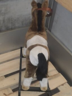 Starý krásny drevený hojdací koník - 3