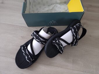 Dámske trekové sandále - 3