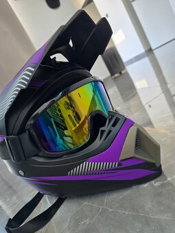 Nová prilba  Veľkosť S - 55/56CM - 3