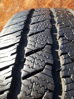 235/65 r16C zimne pneumatiky - 3
