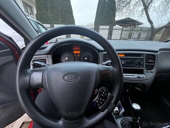 KIA Rio 1.4 benzín - 3